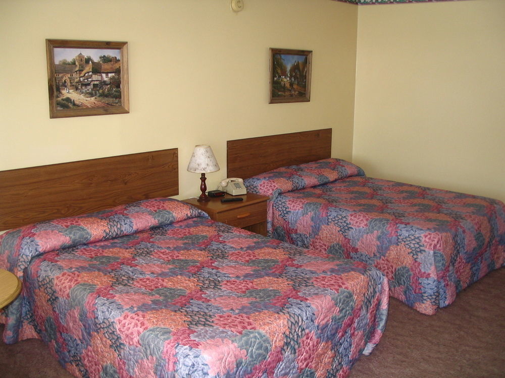Warrensburg Inn & Suites - 6 Mi To Lake George מראה חיצוני תמונה