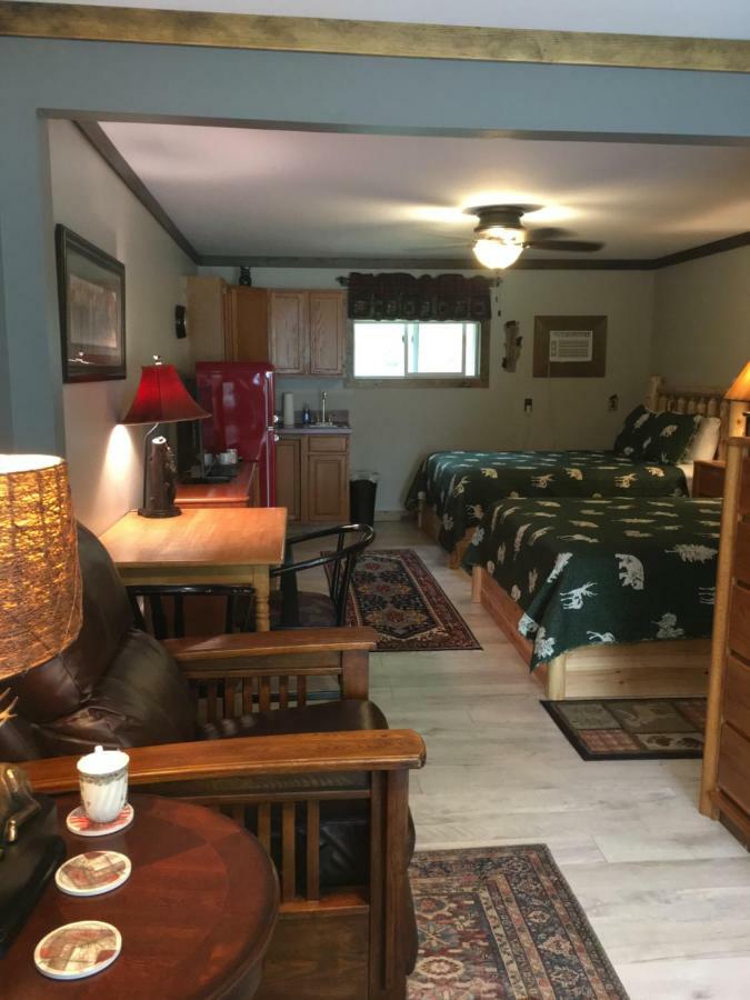 Warrensburg Inn & Suites - 6 Mi To Lake George מראה חיצוני תמונה
