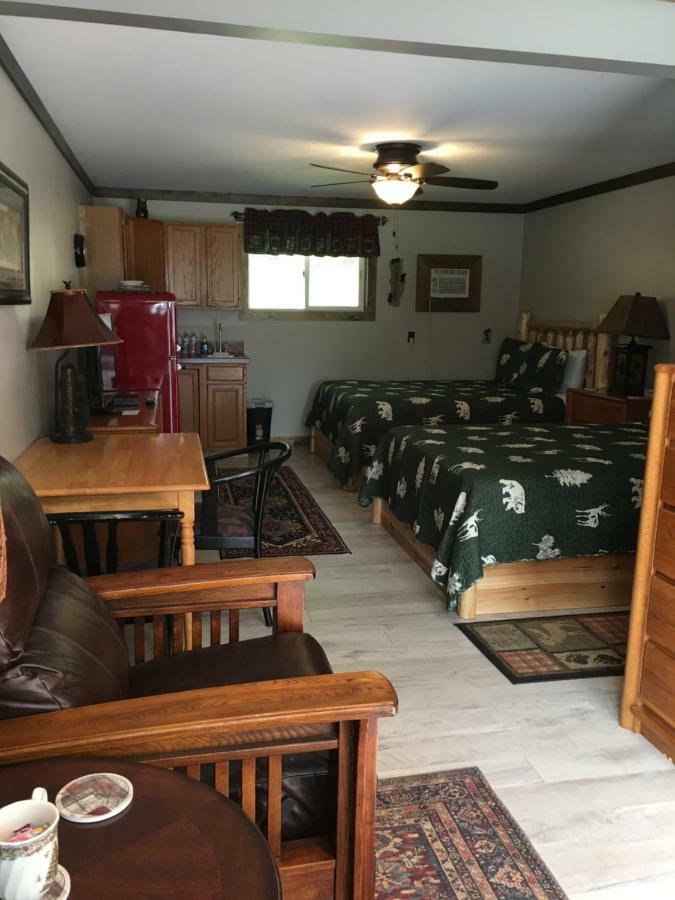 Warrensburg Inn & Suites - 6 Mi To Lake George מראה חיצוני תמונה