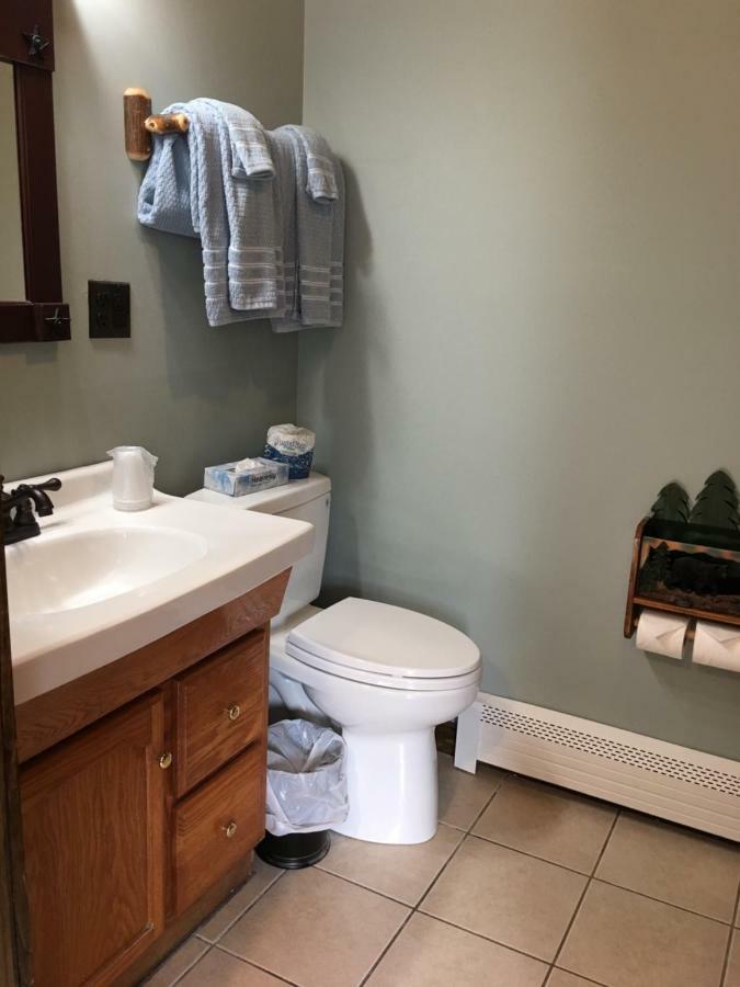 Warrensburg Inn & Suites - 6 Mi To Lake George מראה חיצוני תמונה