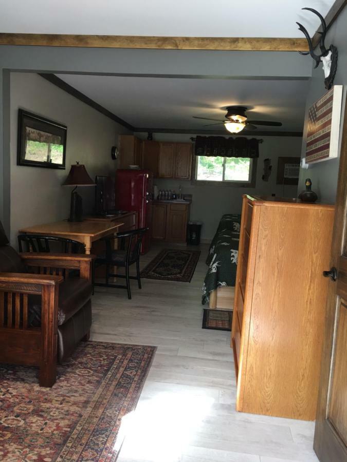Warrensburg Inn & Suites - 6 Mi To Lake George מראה חיצוני תמונה